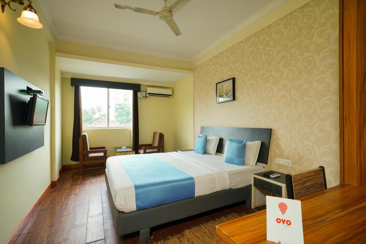 Oyo 1684 Hotel Malabar Inn コージコード エクステリア 写真