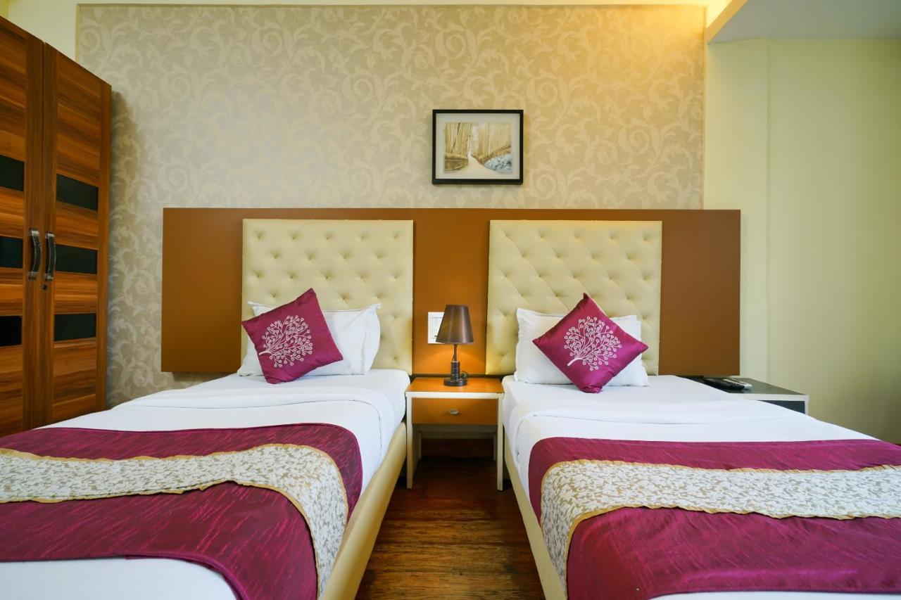Oyo 1684 Hotel Malabar Inn コージコード エクステリア 写真