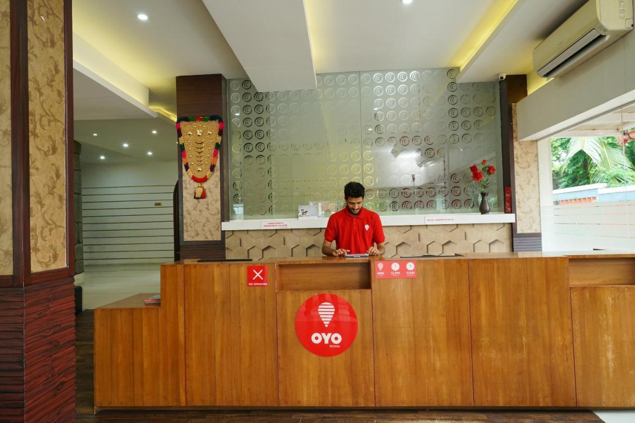 Oyo 1684 Hotel Malabar Inn コージコード エクステリア 写真