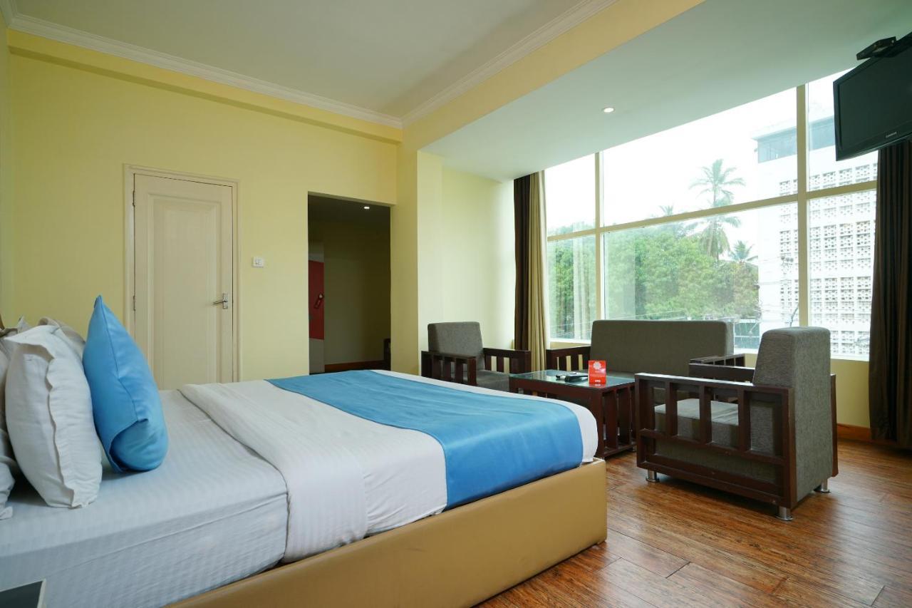 Oyo 1684 Hotel Malabar Inn コージコード エクステリア 写真